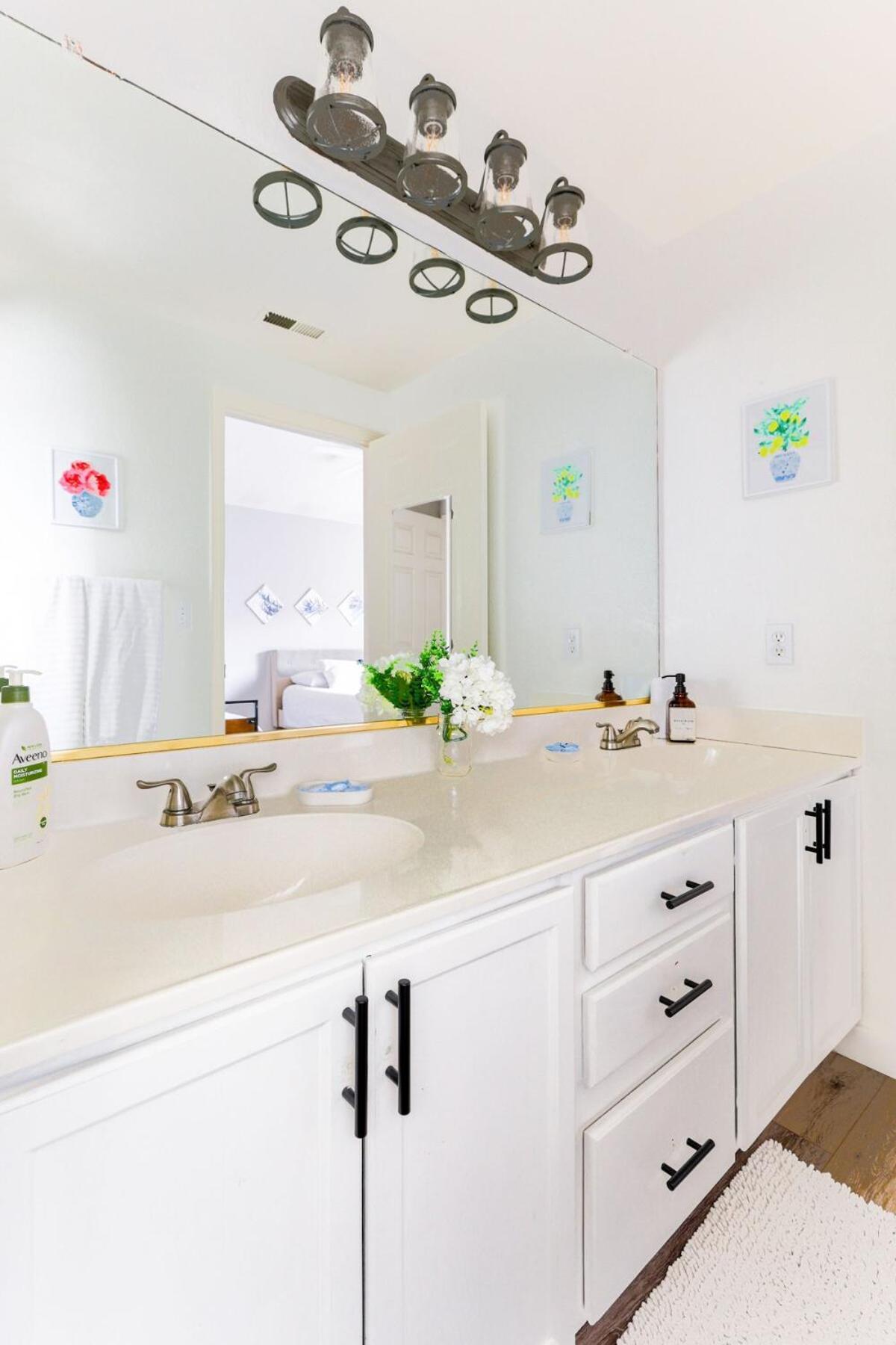Designer Conveniently Located In Nv * Reno