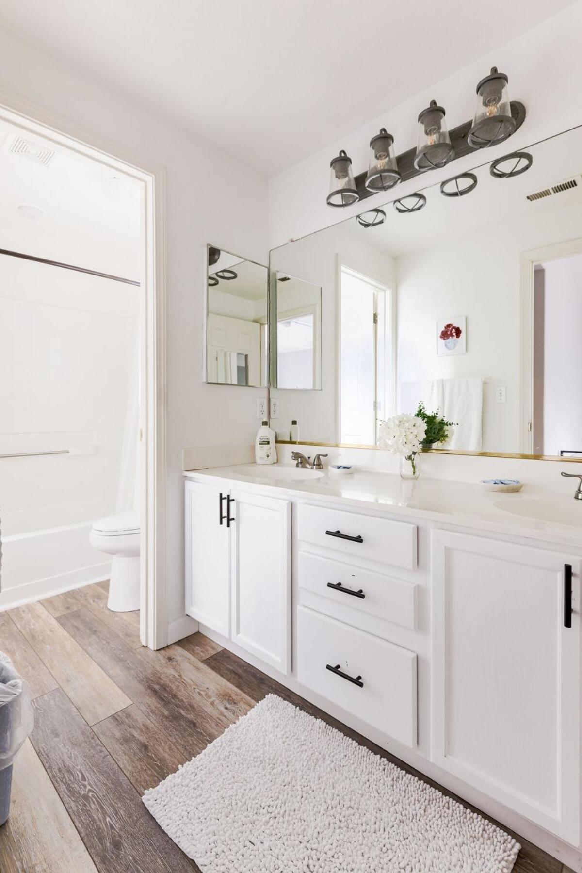 Designer Conveniently Located In Nv * Reno